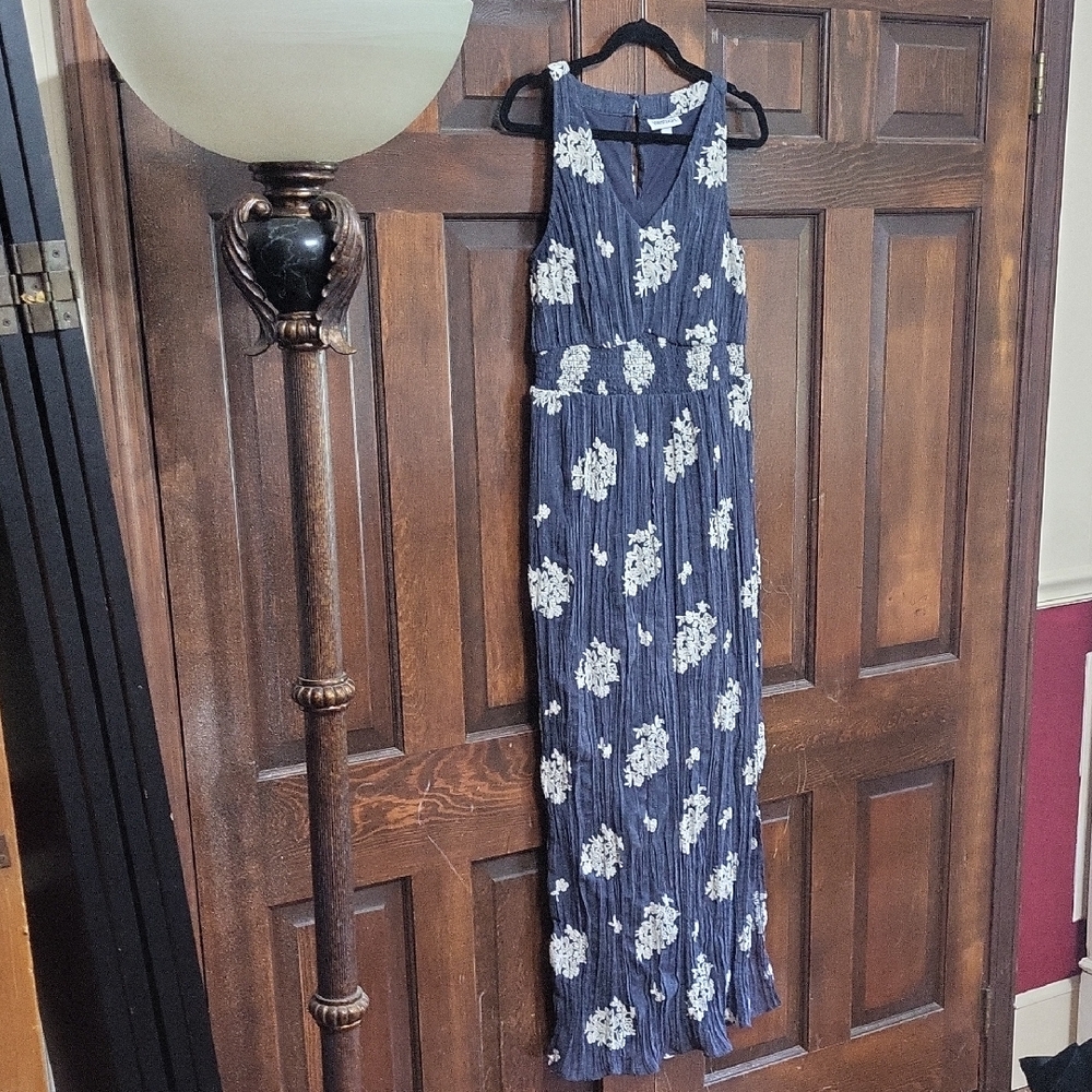 Westport Embroideted Navy and White Floral Maxi Dress